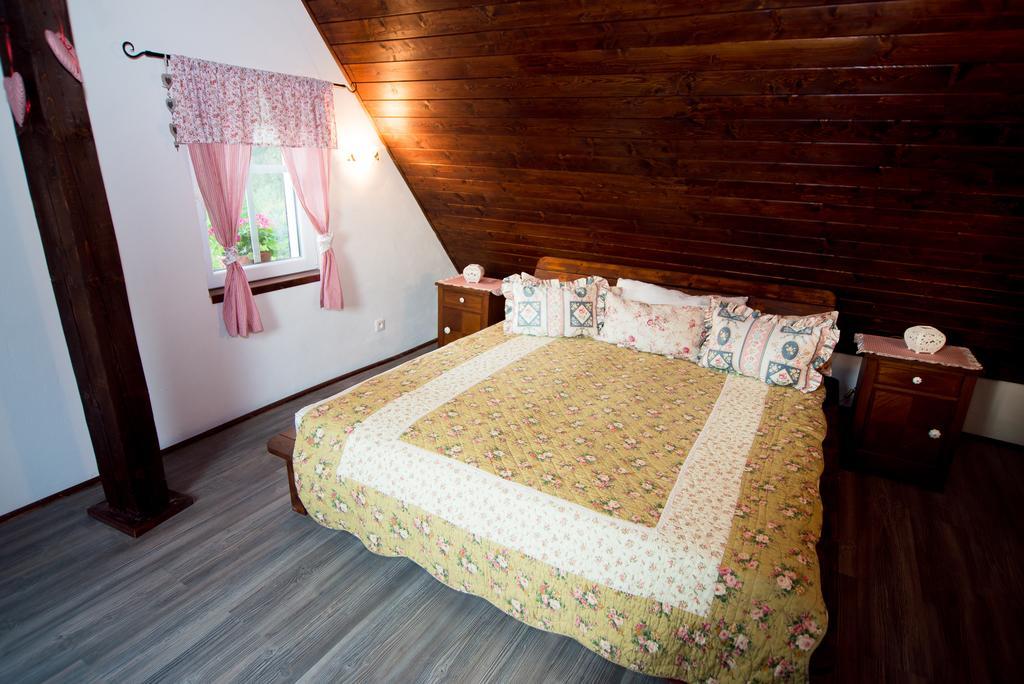 Chalupa Dlouhy Dul 19 Villa Krasna Lipa Room photo